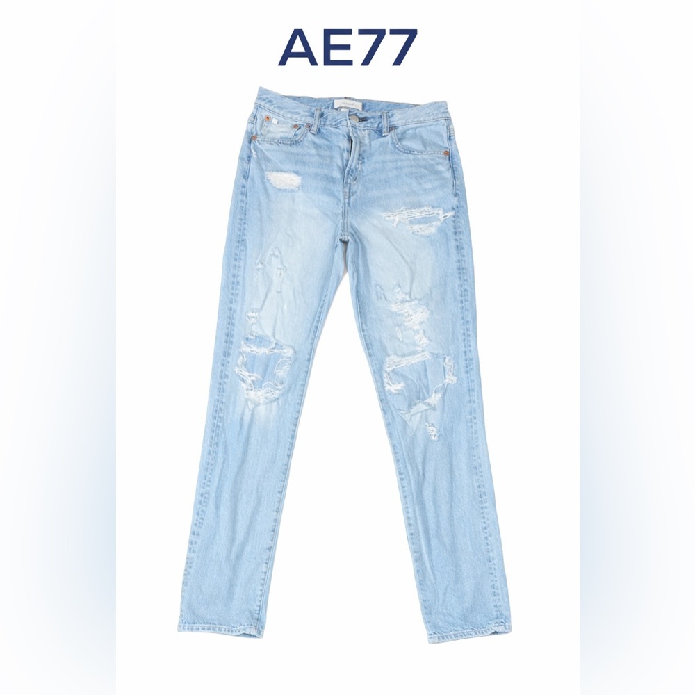 AE77 Slouch Distressed Light Wash Jeans Size 00 Sustainable Denim